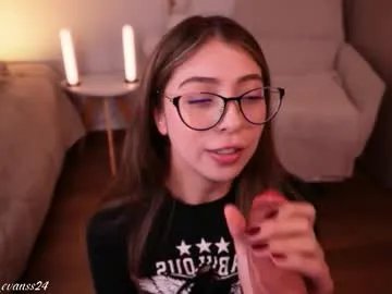 annie_evans24 on Chaturbate 