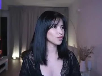 anniehillofficial_ on Chaturbate 