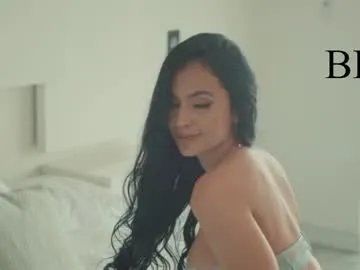 emiilycampbell on Chaturbate 