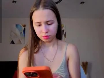 emma_clon on Chaturbate 