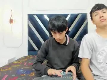 hoot_booys_ on Chaturbate 