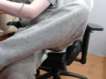 iliaskrisloveee on Chaturbate 