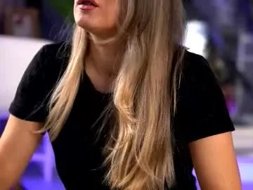 kellymathews on Chaturbate 