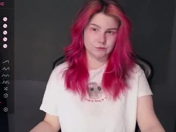 makelovenotwarbitchess