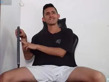 xxxhome_alonexxx on Chaturbate 