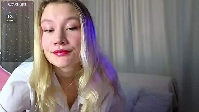 _Anna_Nolan_ on StripChat 