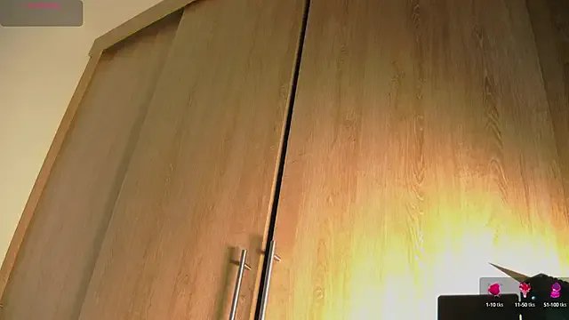 aidaadams on StripChat 