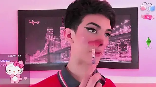 Baby_FenixTS on StripChat 