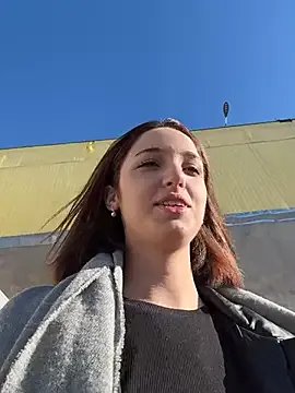 DollyTall on StripChat 