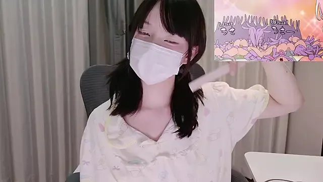 EnEn_xiaobao on StripChat 