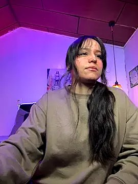 Eymmy_24 on StripChat 