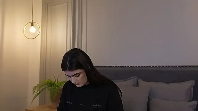 IrisBaker on StripChat 