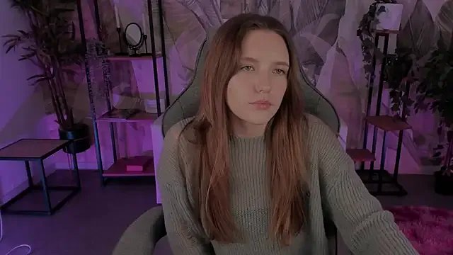 JennyDens on StripChat 