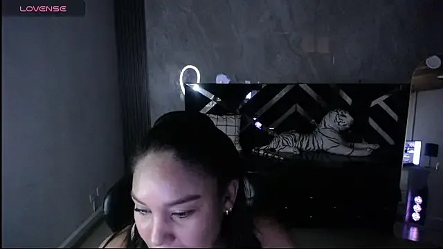 kamala_a on StripChat 