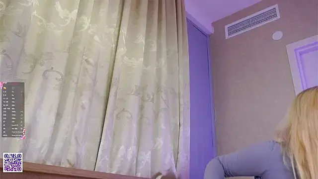 LiliBanger on StripChat 