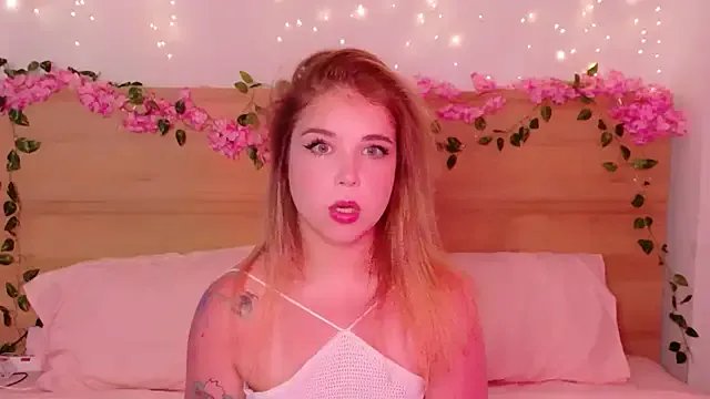 Lilith_Bonheur on StripChat 