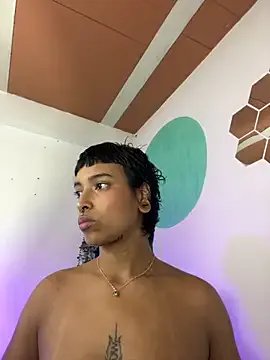 LollaByer on StripChat 