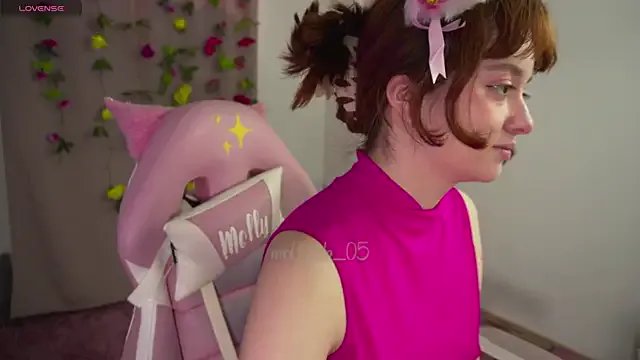 molly_russell on StripChat 