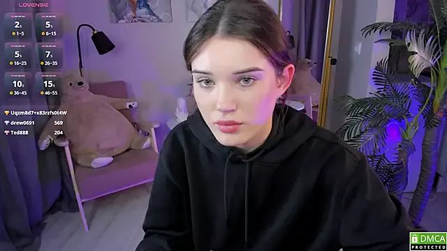 MollyBaby on StripChat 