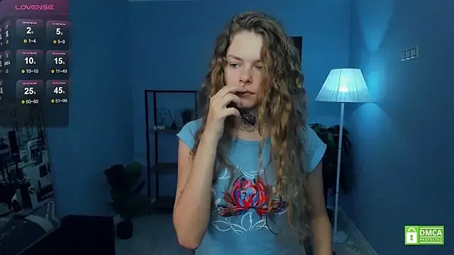 RayaNenlia on StripChat 