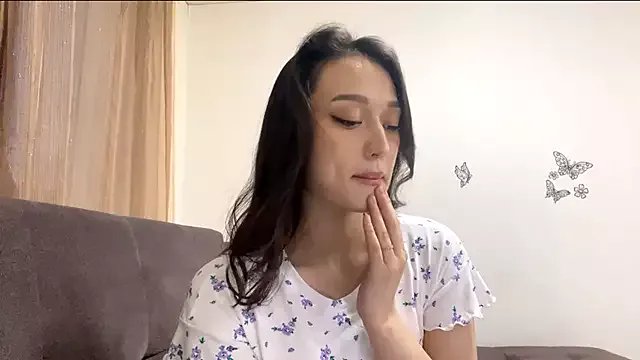 SweetSakuraJane on StripChat 