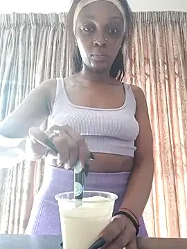 xxTatiannaxx on StripChat 