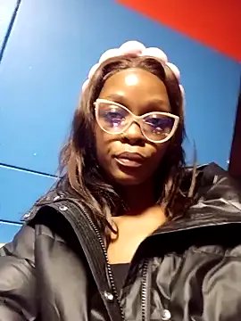 xxTatiannaxx on StripChat 